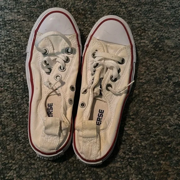 Converse - Picture 1 of 3